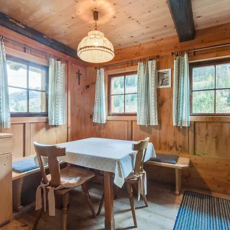 Lovely Chalet In With Mountain View * Matrei in Osttirol
