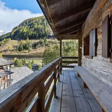 Lovely Chalet In With Mountain View Chalet Matrei in Osttirol